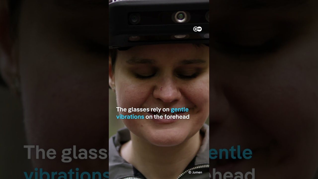 Smart glasses for the blind | DW News