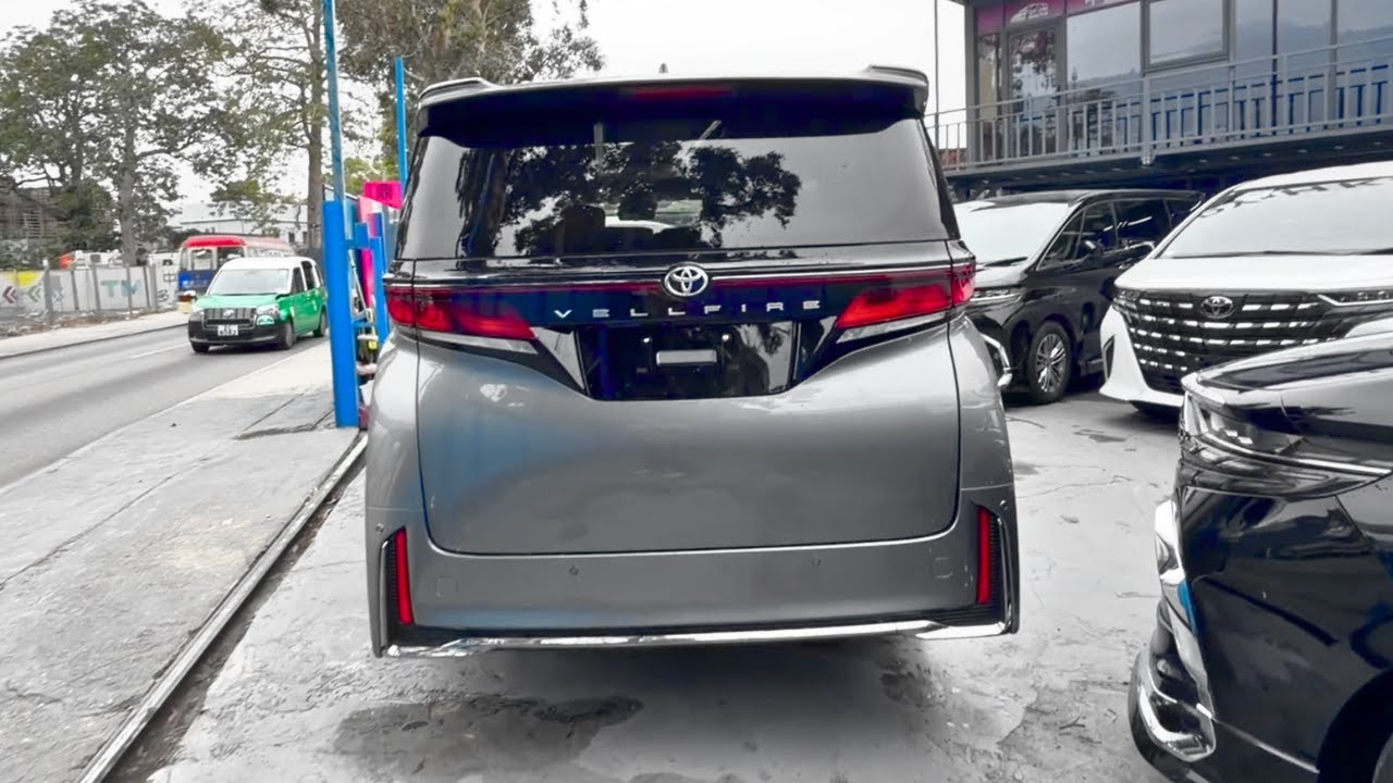 Toyota Vellfire 40 Series (AH40) in-depth Walkaround