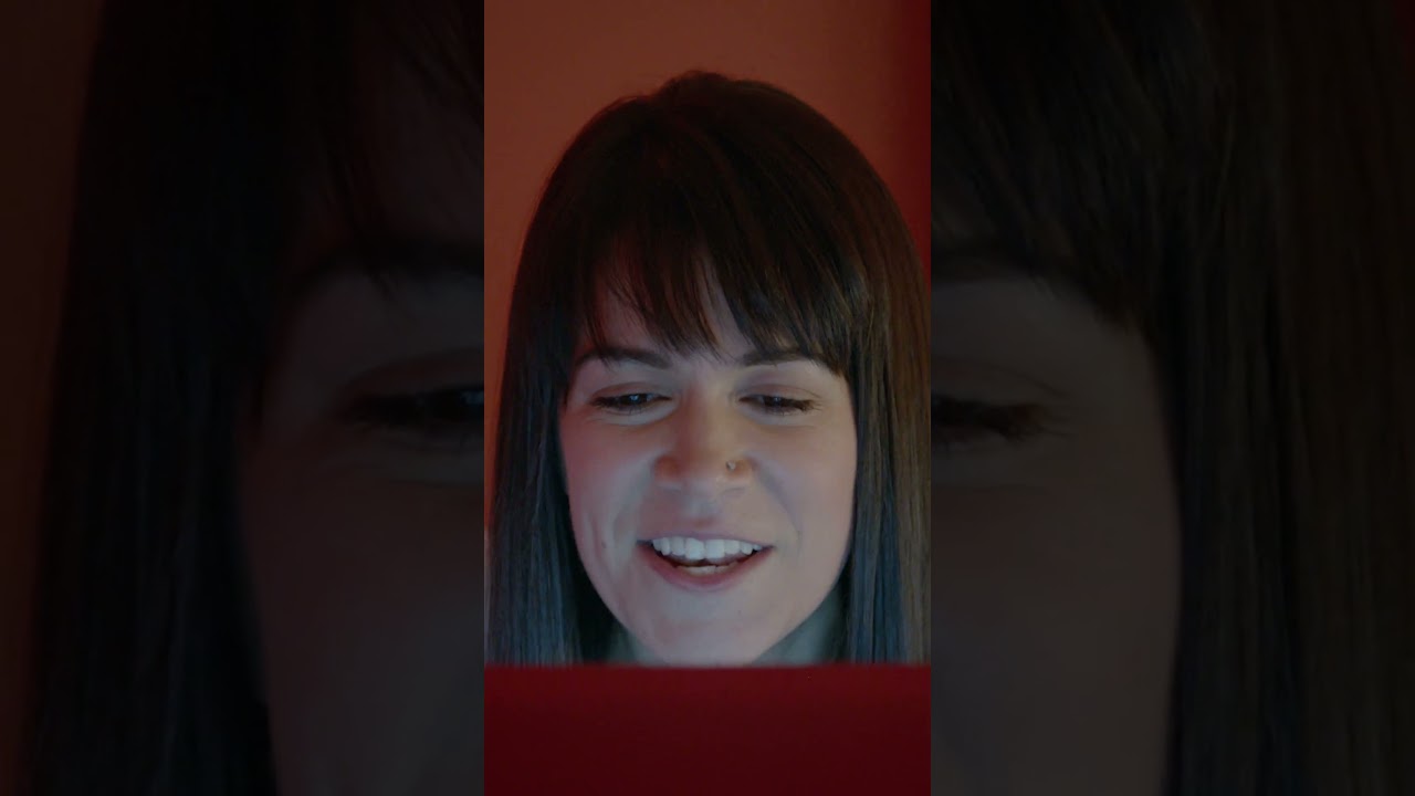 Very ‘hot in 2004’ of you. #BroadCity