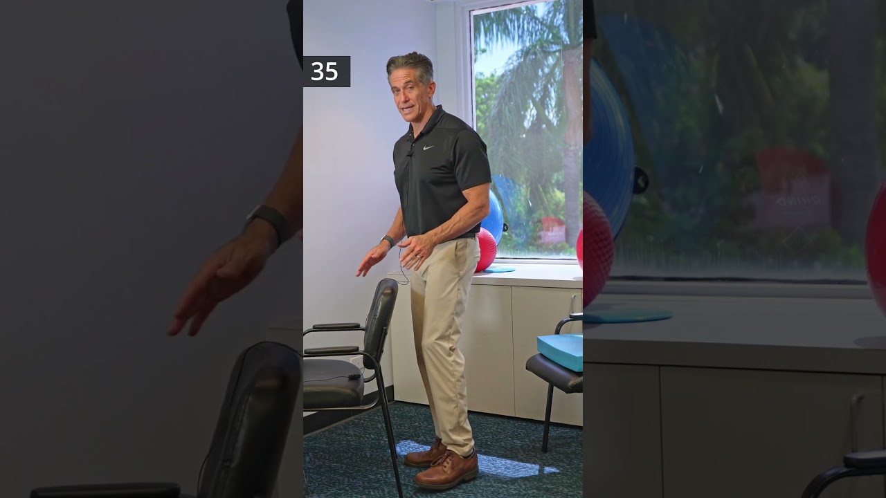 Best 1 minute exercise to prevent falls for seniors #seniorfitness #physio #physicaltherapy #balance