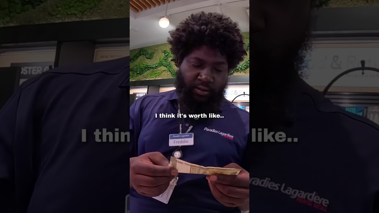 He paid for my snack at the airport in Texas 🥺❤️