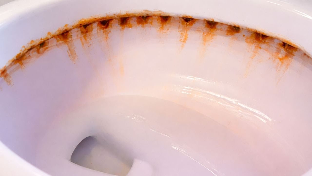 My Mom’s Bathroom Cleaning Hacks to Keep It Fresh 24/7