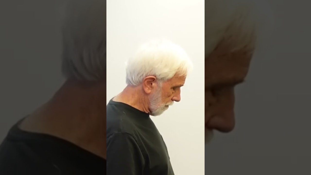 Seniors: Challenge Your Brain With This Balance Improving Exercise #physio #physicaltherapy #seniors