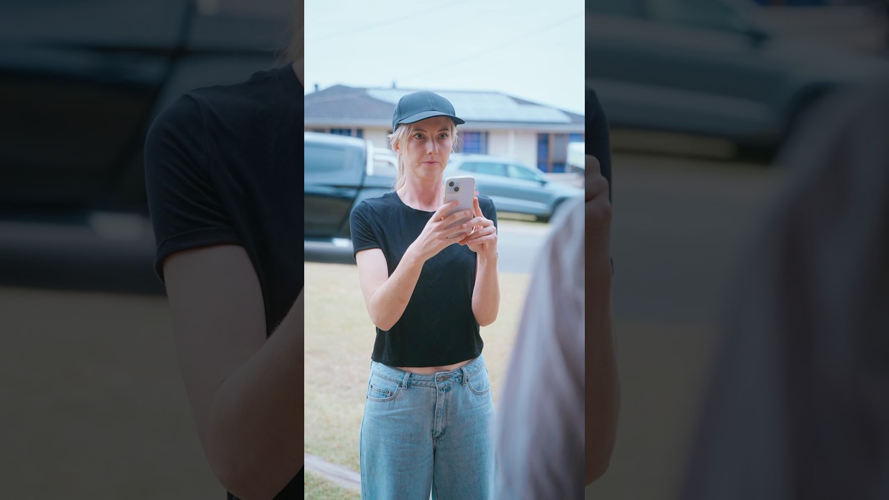 When your delivery driver takes your photo @MaybellineAU #maybellineaunz #teddytint #ad