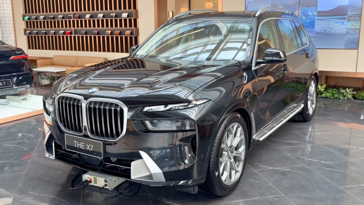 2026 BMW X7 xDrive40i in-depth Walkaround