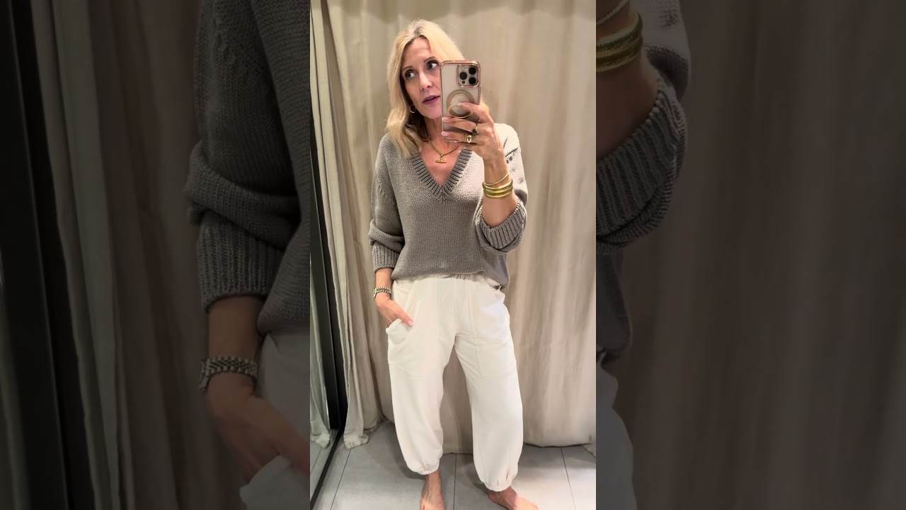 An easy way to elevate a jogging set ✨