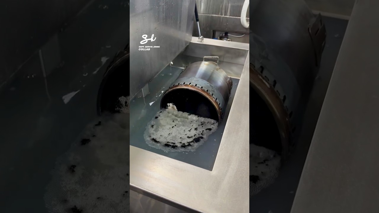 Cleaning A Diesel Filter! 😱 #diesel #cleaning #satisfying
