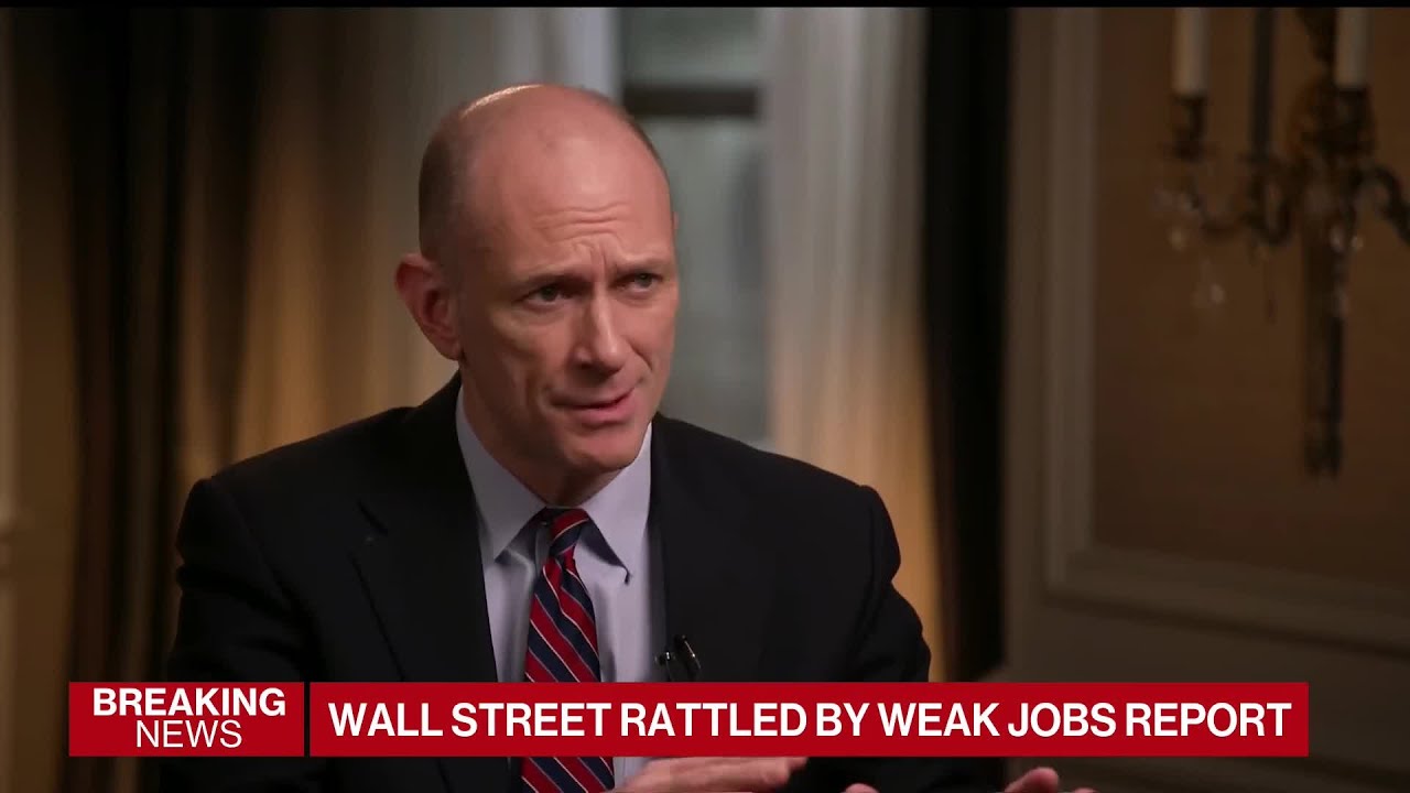 Fed’s Goolsbee Weighs In on Jobs Report, Stagflationary Concerns