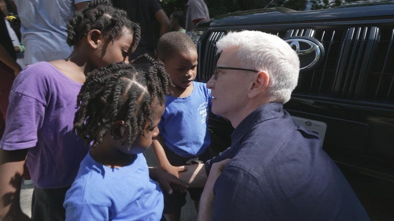 Growing Up Behind Walls | Sunday on 60 Minutes