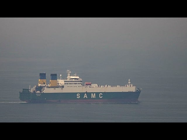 Iran threatens to hit Middle East power plants as Hormuz crisis grows