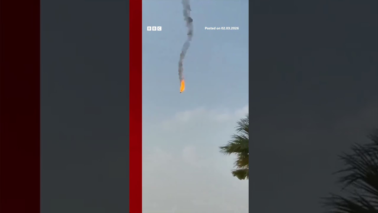 Iranian drone on fire crashes in Kuwait. #Iran #Kuwait #BBCNews