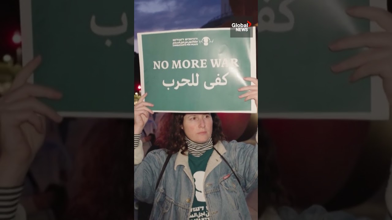 Israeli protestors in Tel Aviv demand end to war on Iran