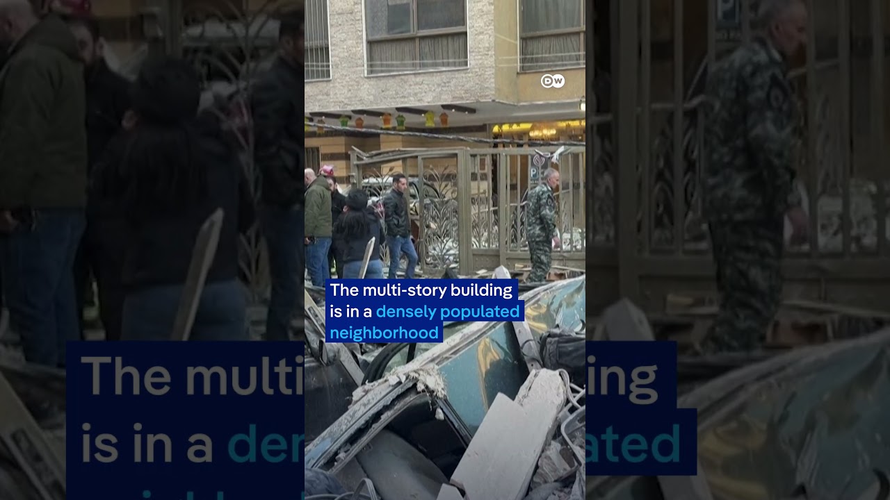 Israeli strike hits apartment block in central Beirut | DW News
