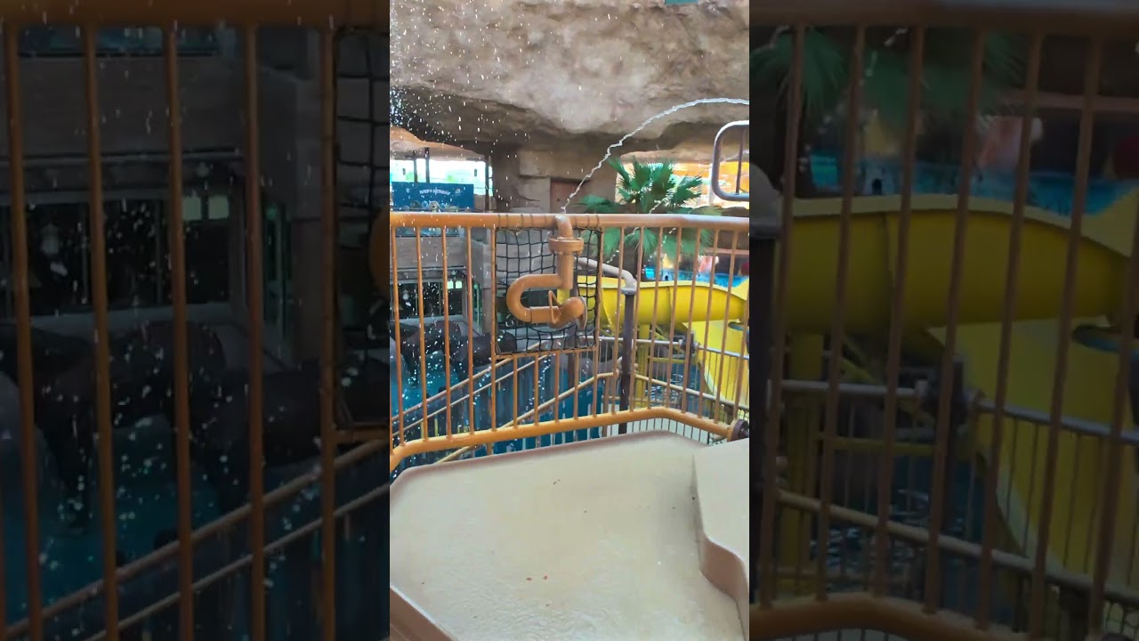 Lenny’s Lagoon Green Slide at Desert Falls Water & Adventure Park 🇶🇦