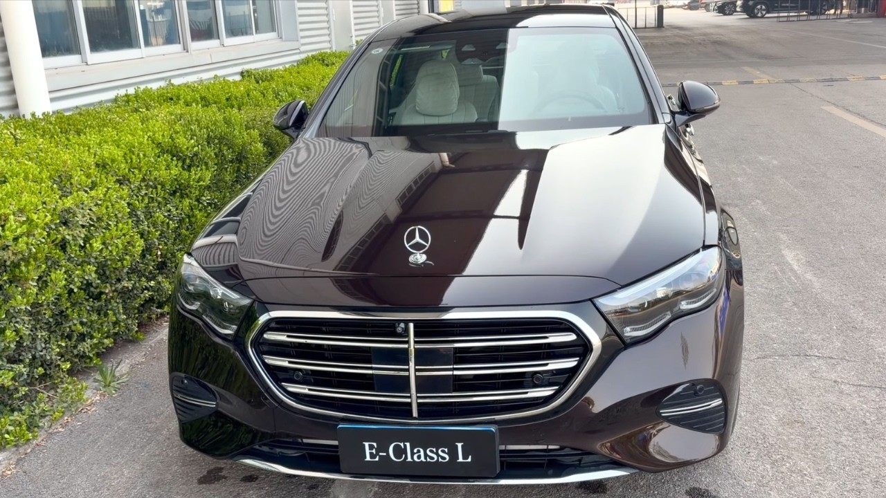 Mercedes-Benz E300 L