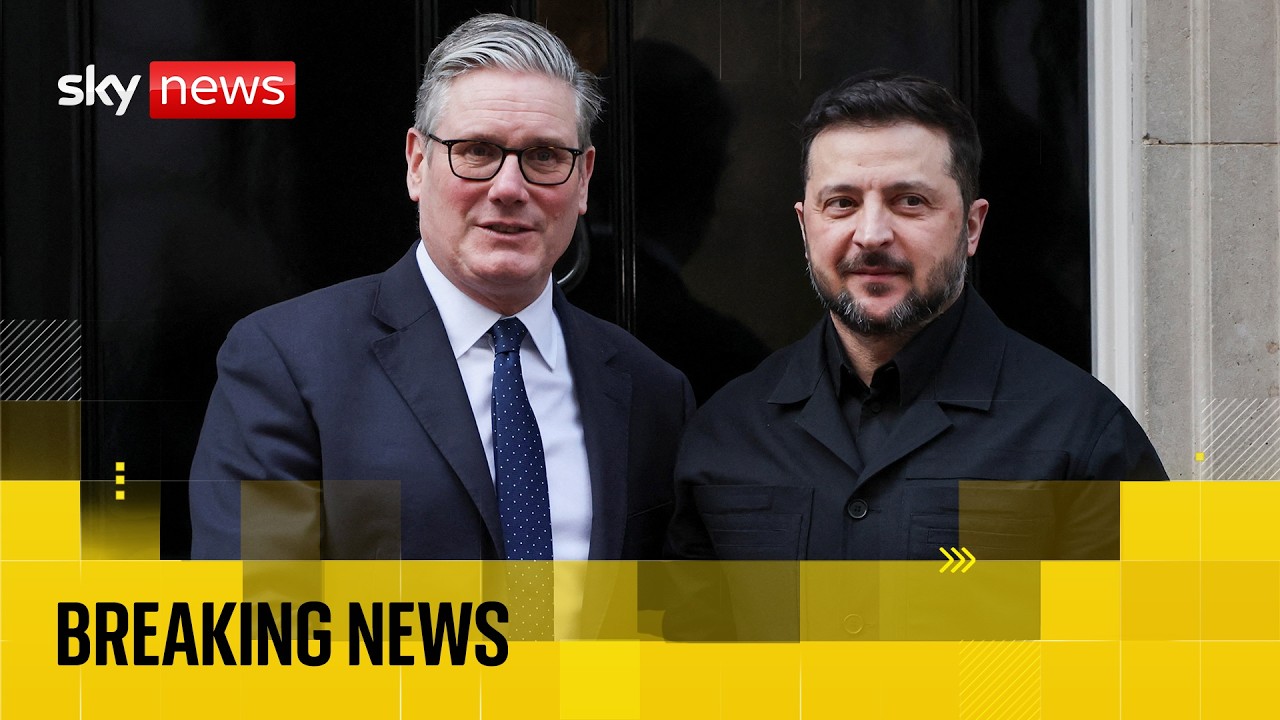 Ukrainian President Volodymyr Zelenskyy addresses MPs