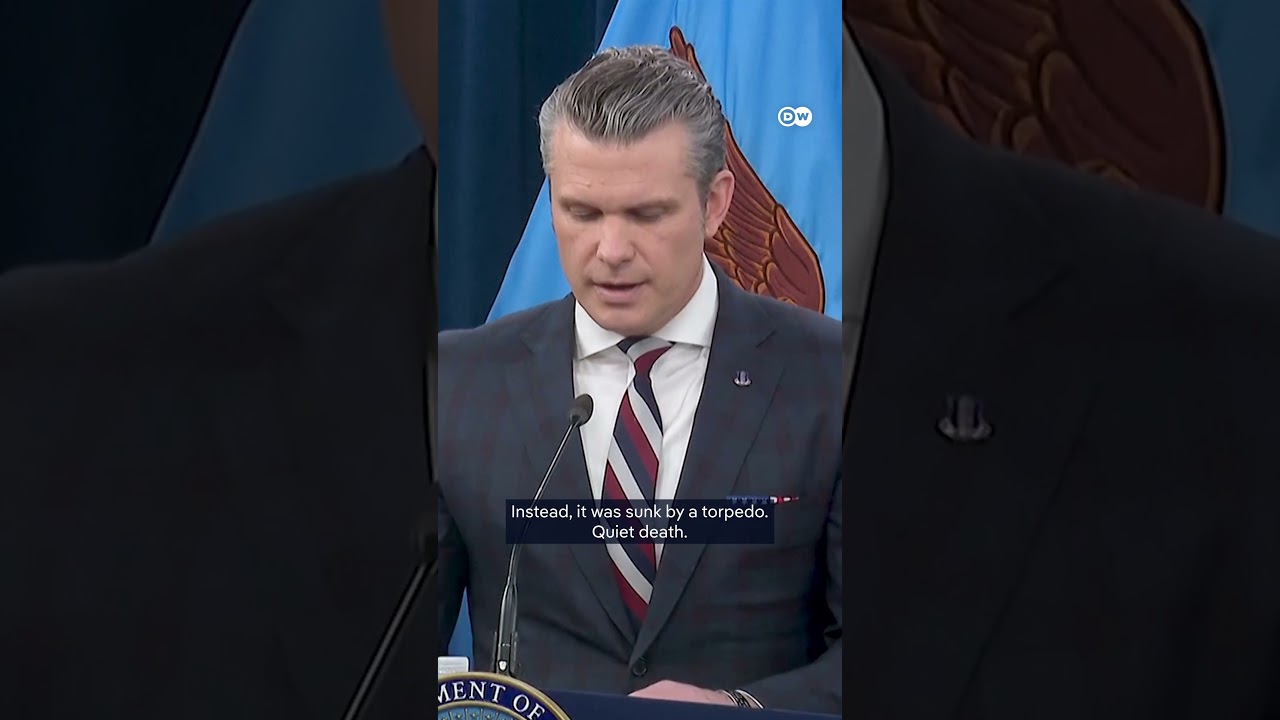 US submarine sinks Iranian warship off the coast of Sri Lanka | DW News