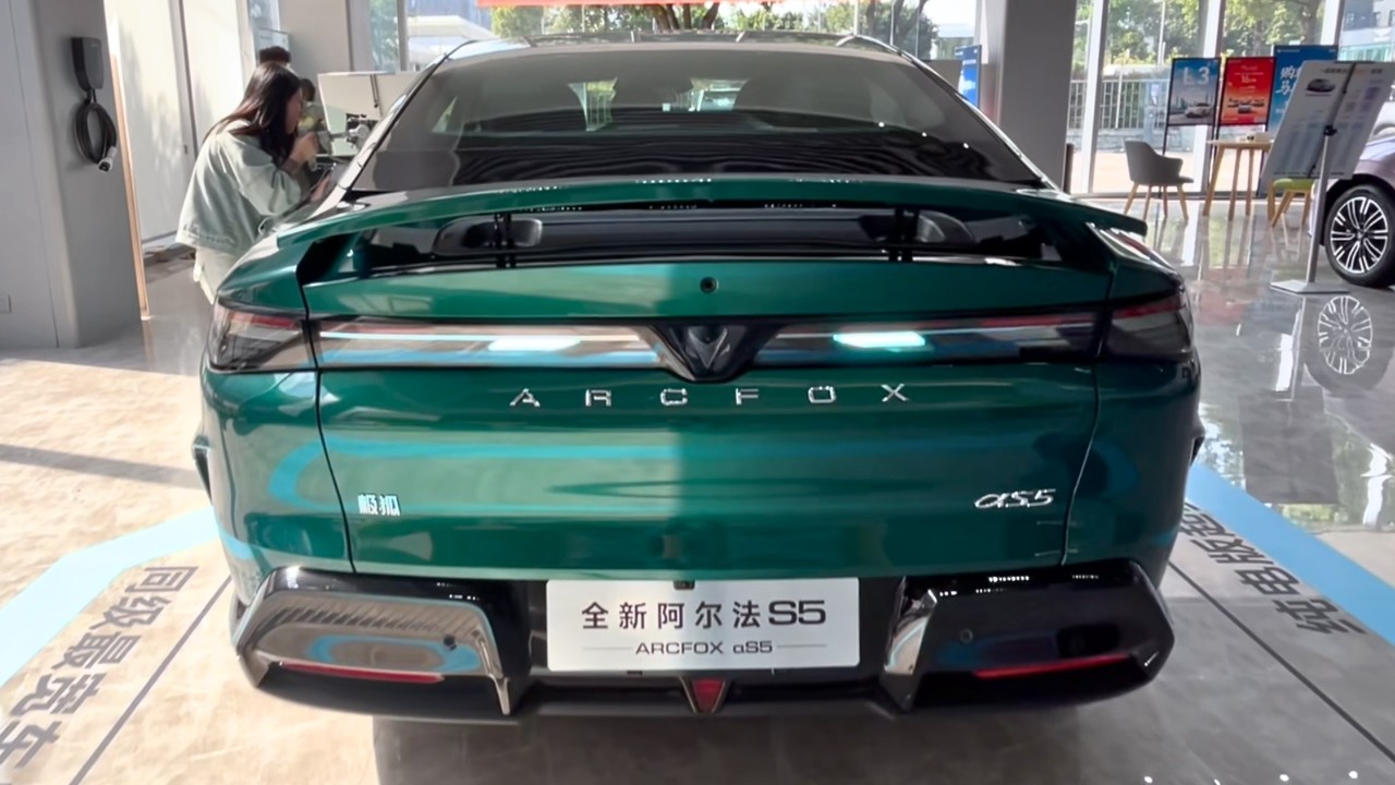 2026 Arcfox Alpha S5