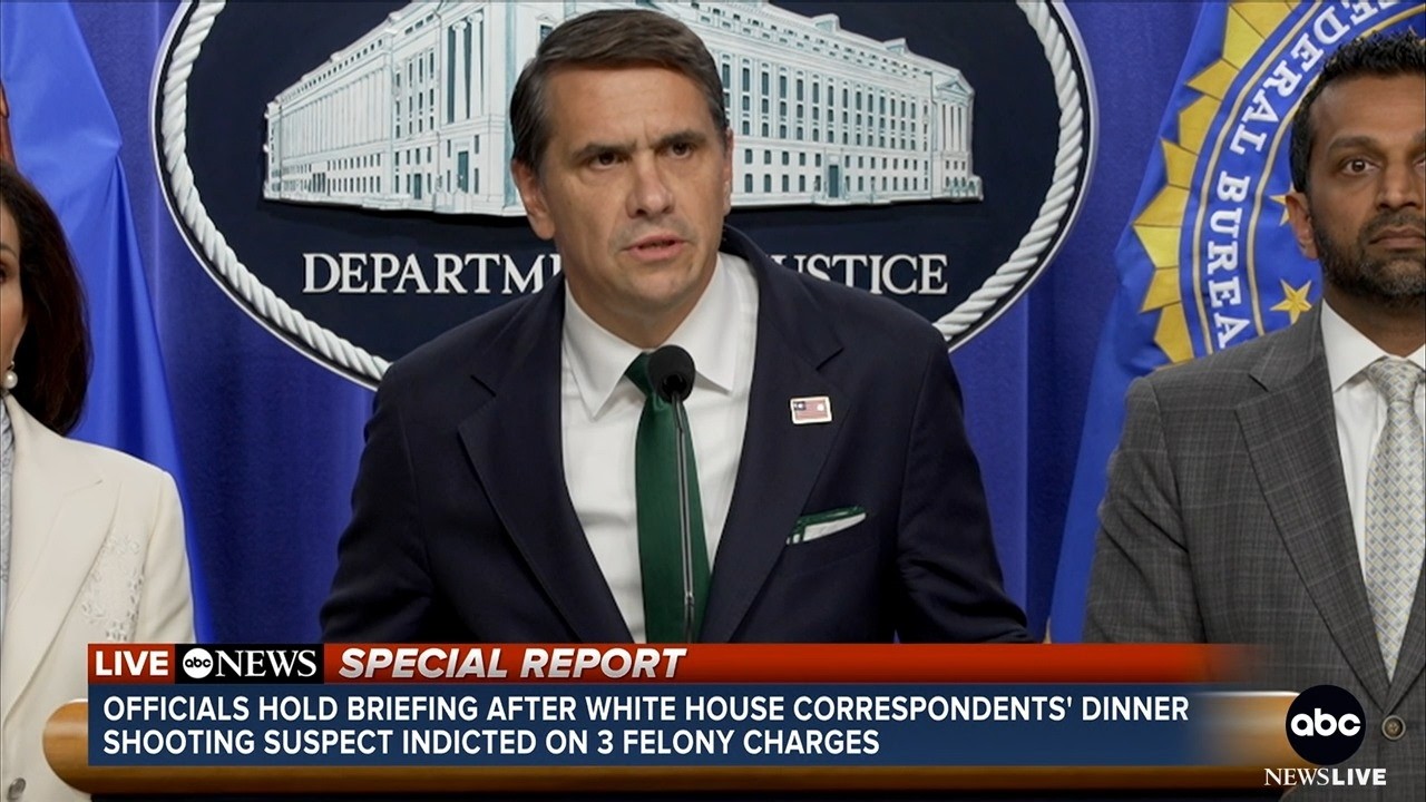 ABC NEWS SPECIAL REPORT: DOJ officials hold news conference on WHCA dinner shooting incident