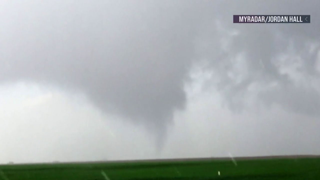 Dangerous weather continues to slam parts of the country