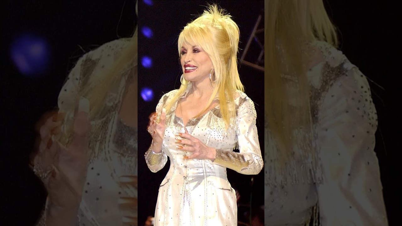 Dolly Parton is An Astonishing 80 Years Old