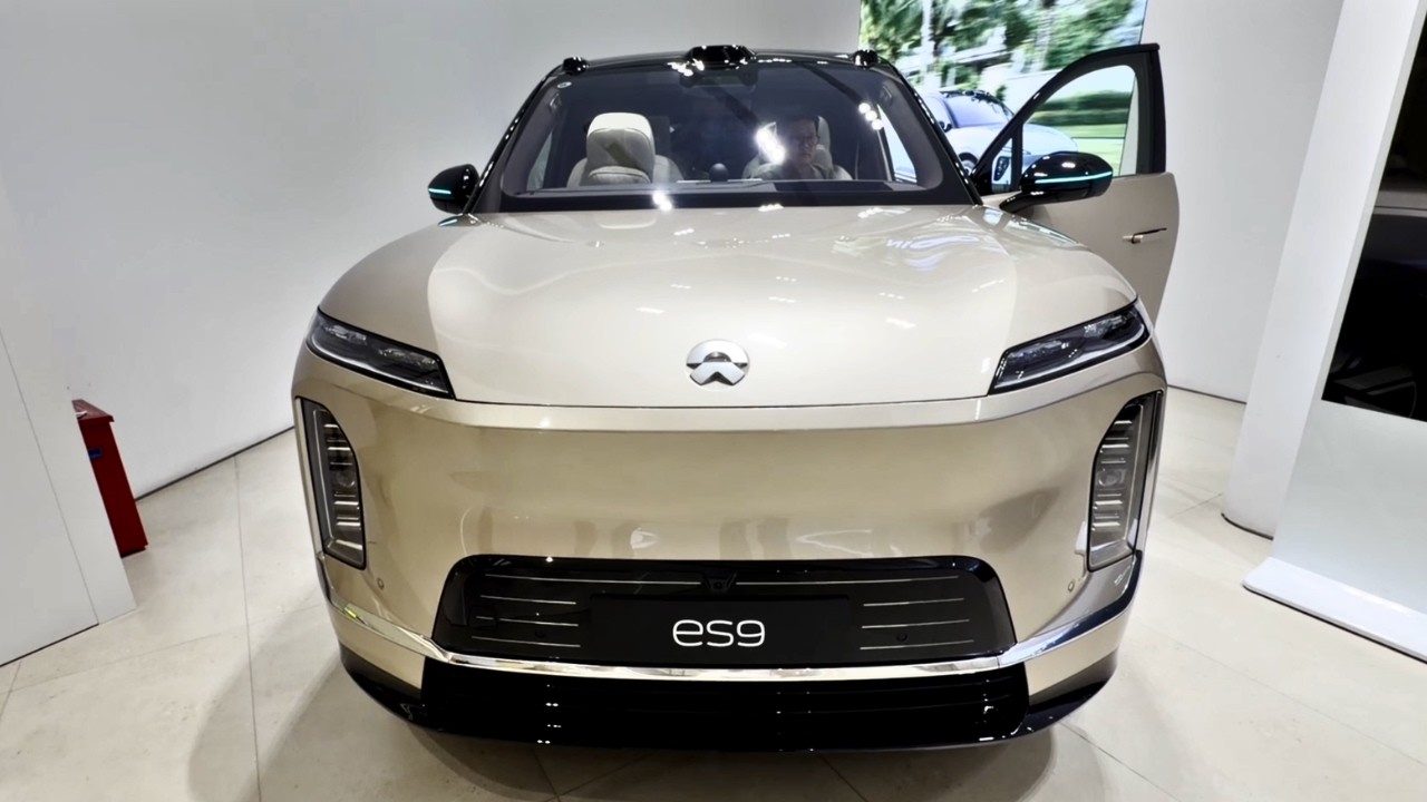 How is This ONLY $80k?  2026 NIO ES9