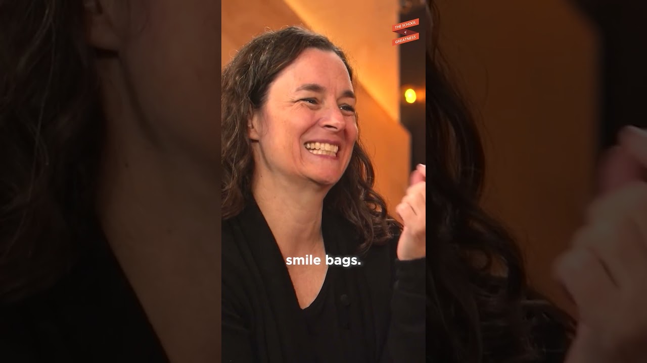 How to decode a true smile