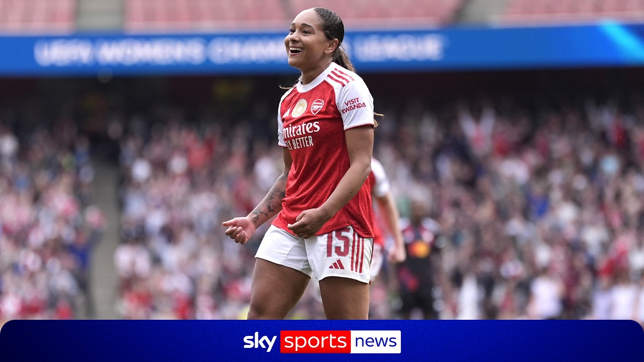 Olivia Smith with late winner to give Arsenal 2-1 win in Champions League semi-final first leg