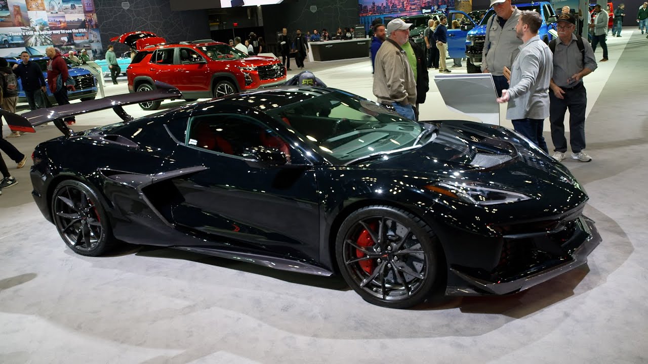 Walking the Intl. NYC Auto Show with a Gearhead