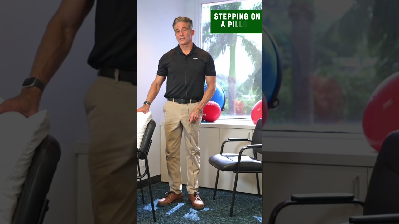 3 best reactive balance exercises for seniors! #physicaltherapy #physiotherapy #seniorfitness