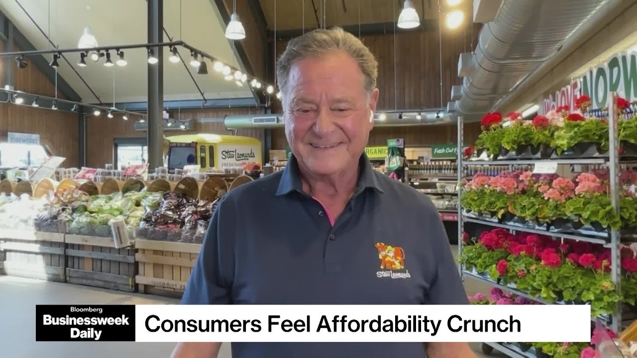 Grocery Stores Feel Crunch of Fuel, Labor Costs Ahead of Memorial Day