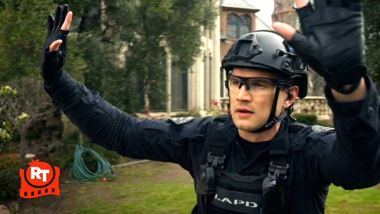 S.W.A.T. – Street’s Trapped Car (S2/E19) (2/4) | Movieclips