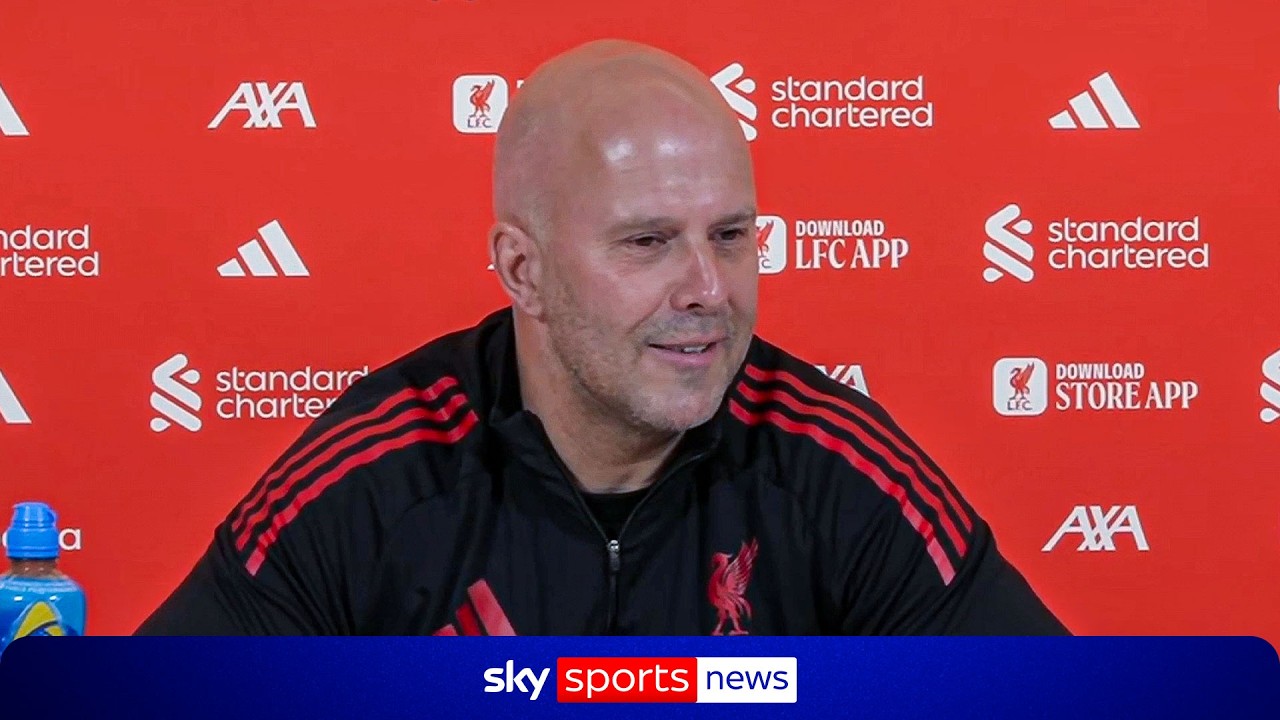 “We both want what’s best for the club” Arne Slot responds to Mohamed Salah’s recent statement