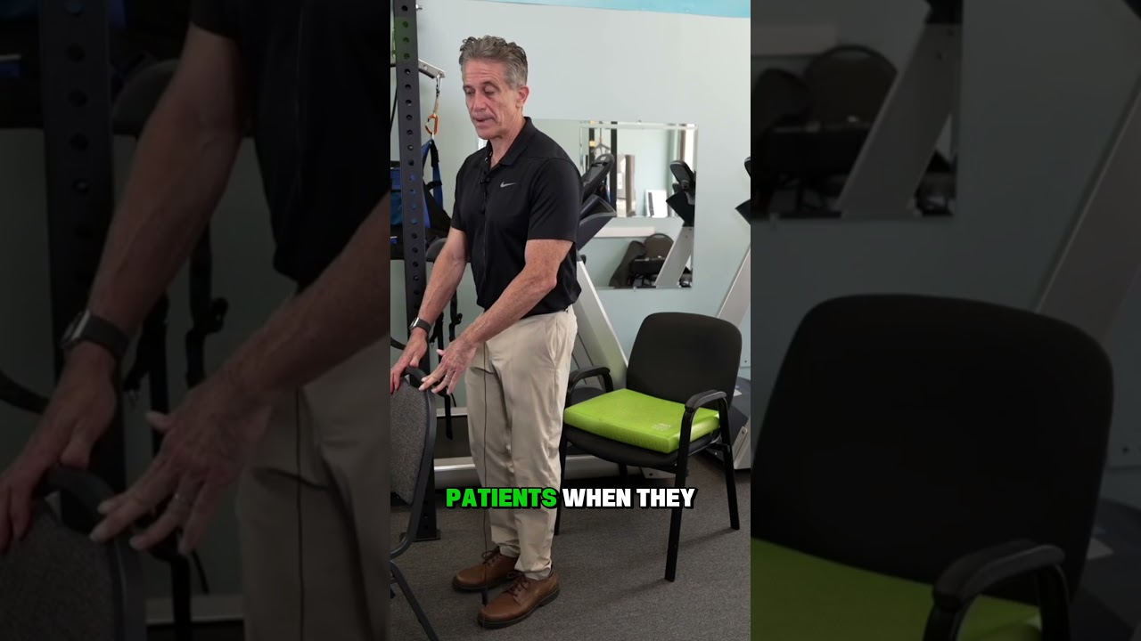 Simple balance exercise for seniors #seniorfitness #mobility #physiotherapy