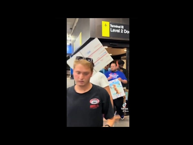 Airport Stalkers
