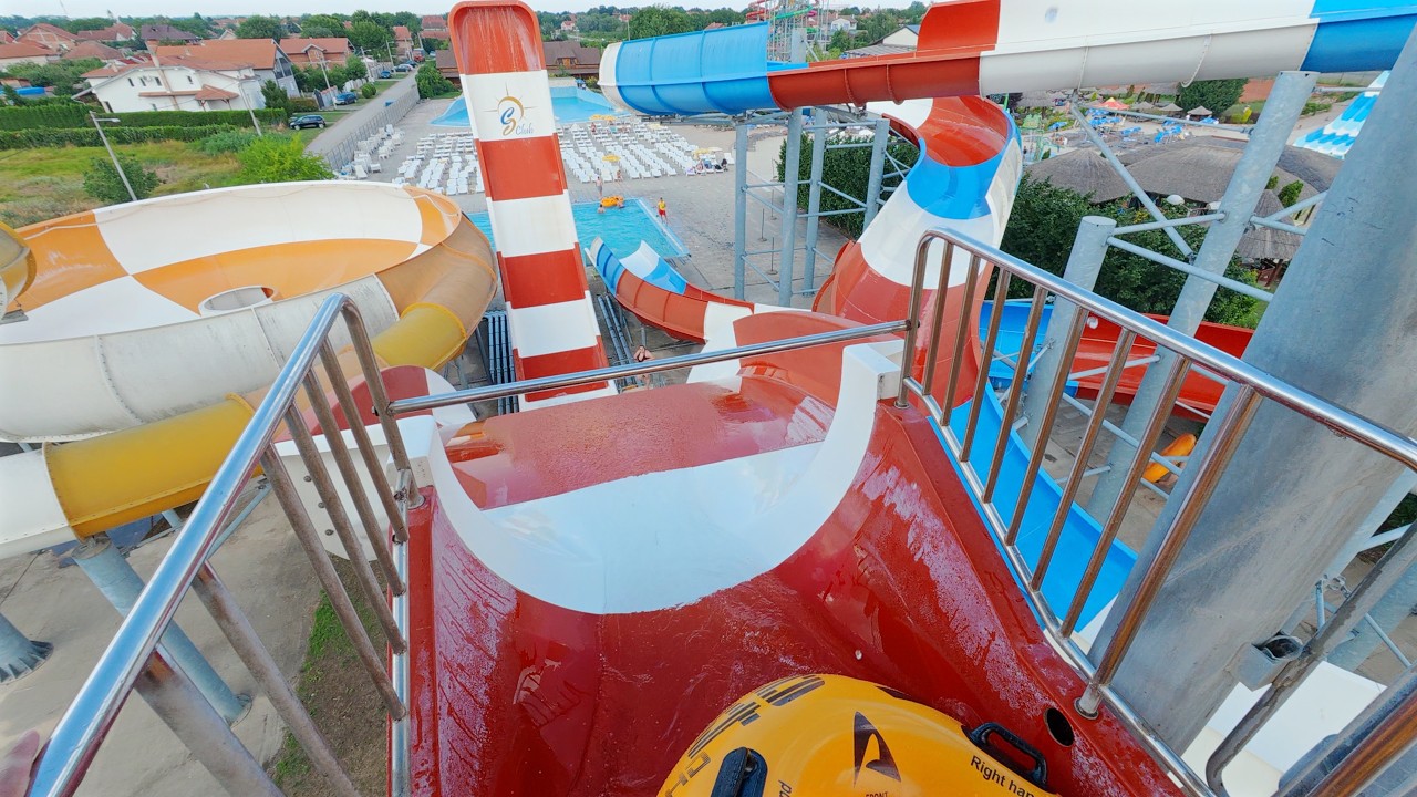 Banana Curve Water Slide at S Klub Aquapark 🇷🇸