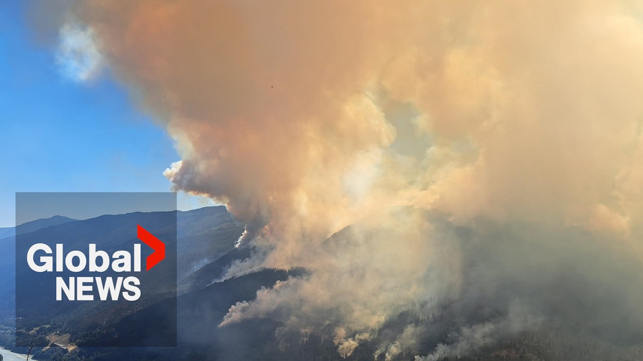 BC wildfires burning out of control in Brunswick Creek, prompting hundreds of evacuation orders