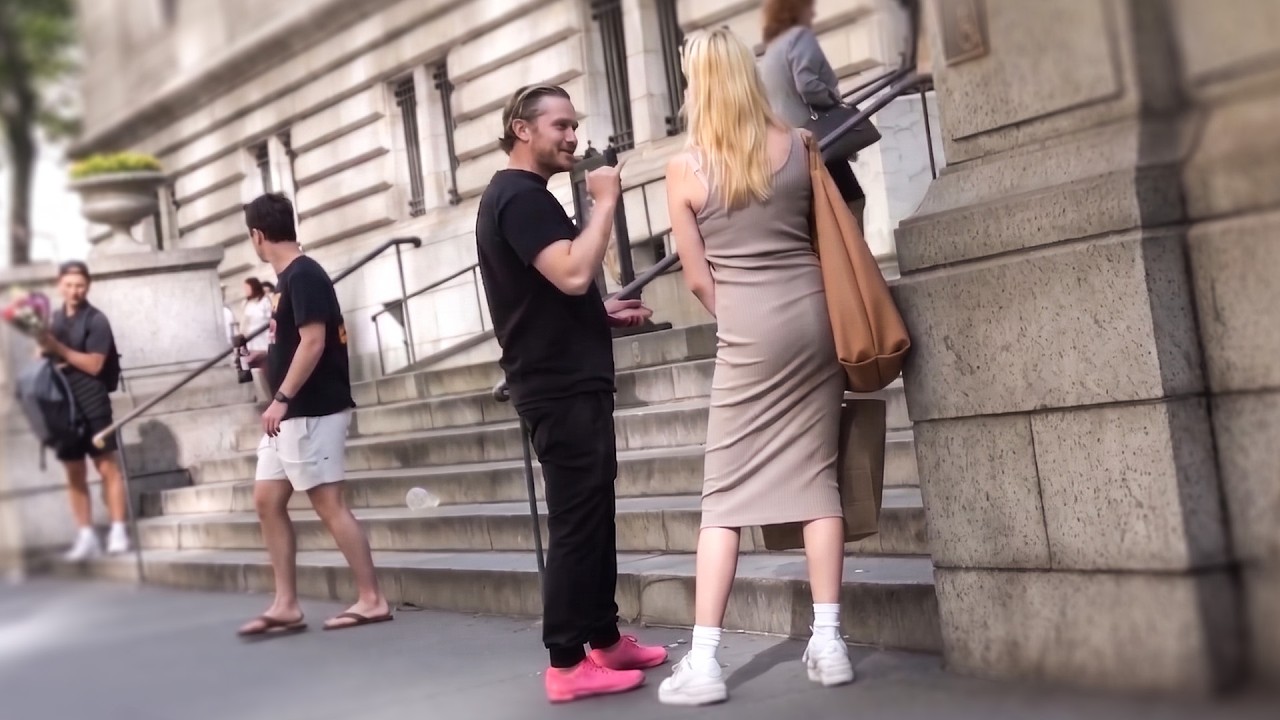The Secret to Meeting Women in Broad Daylight