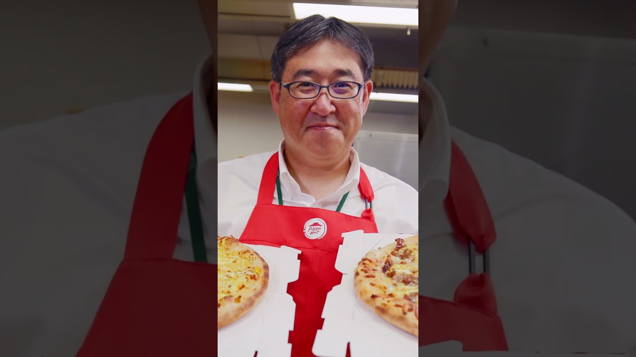 Why Did Japan Ruin PIZZA!? 🇯🇵🍕