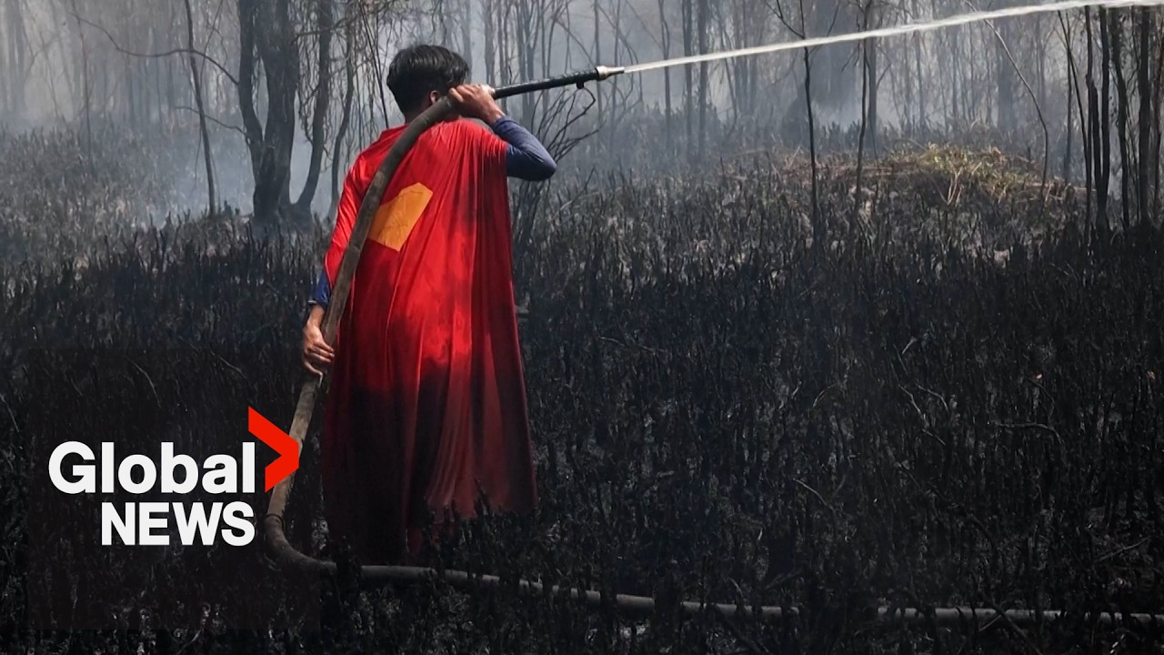 15-year-old “Superman” joins fight against raging Indonesia wildfires