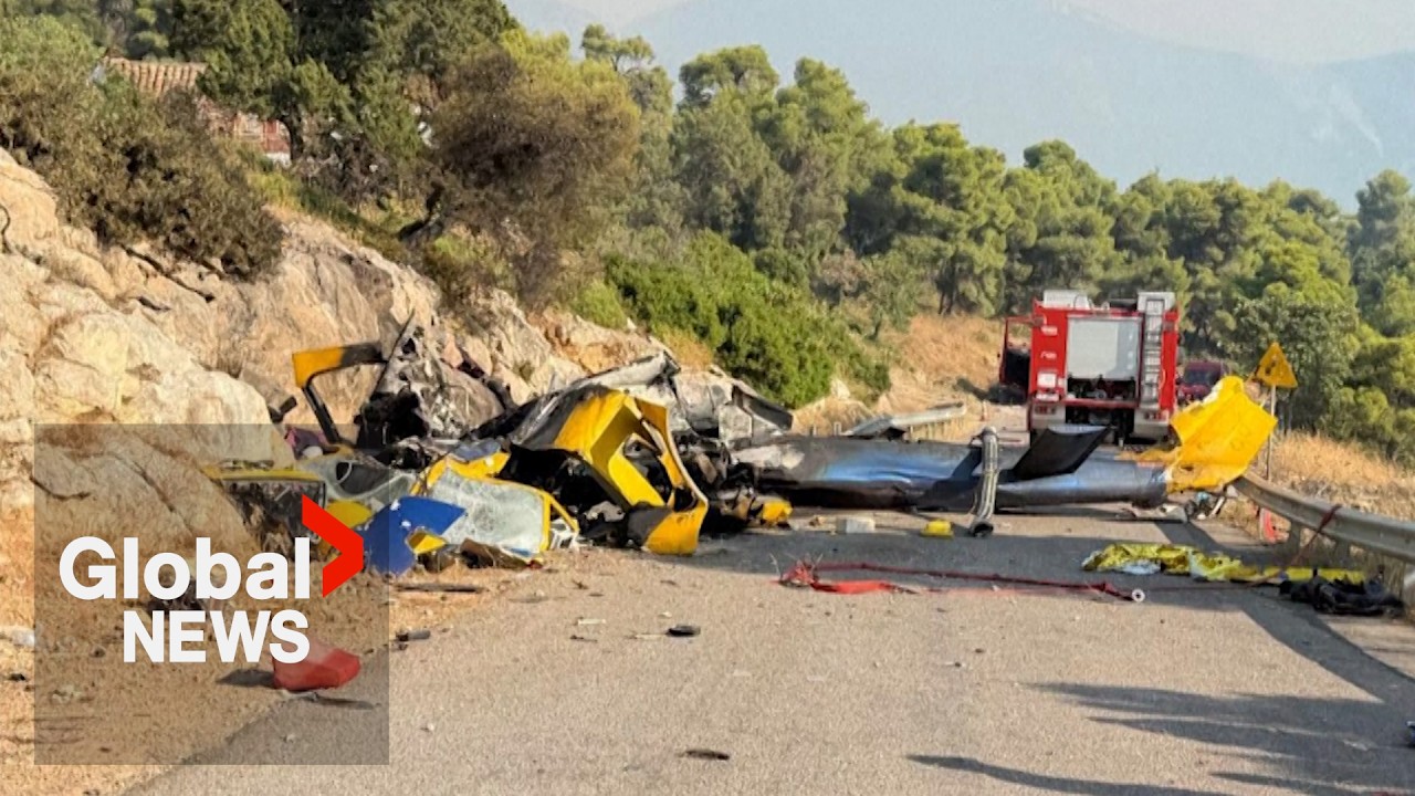 2 killed in helicopter crash while battling wildfires in Greece