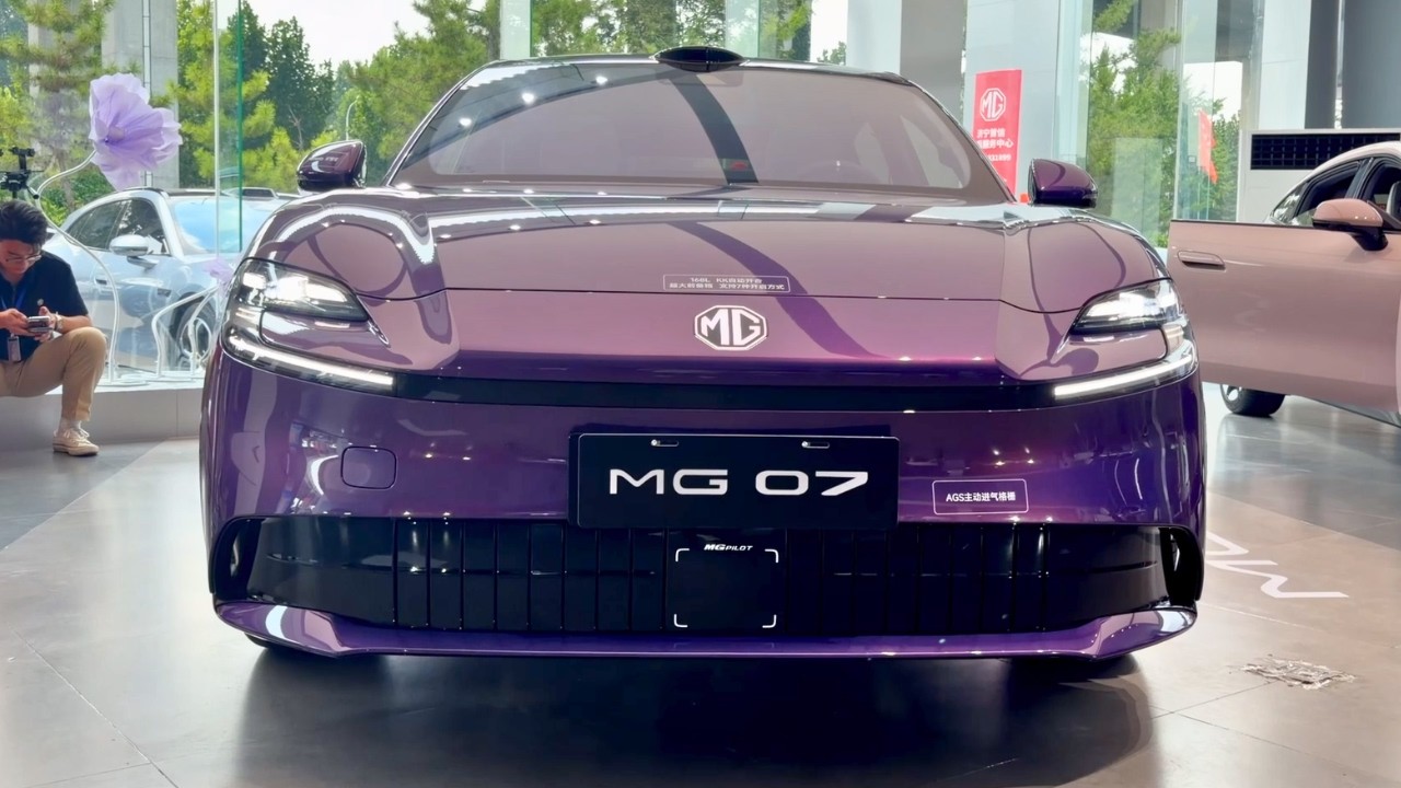 2026 MG 07 is Gorgeous 🤯. Better Than a Tesla Model 3?