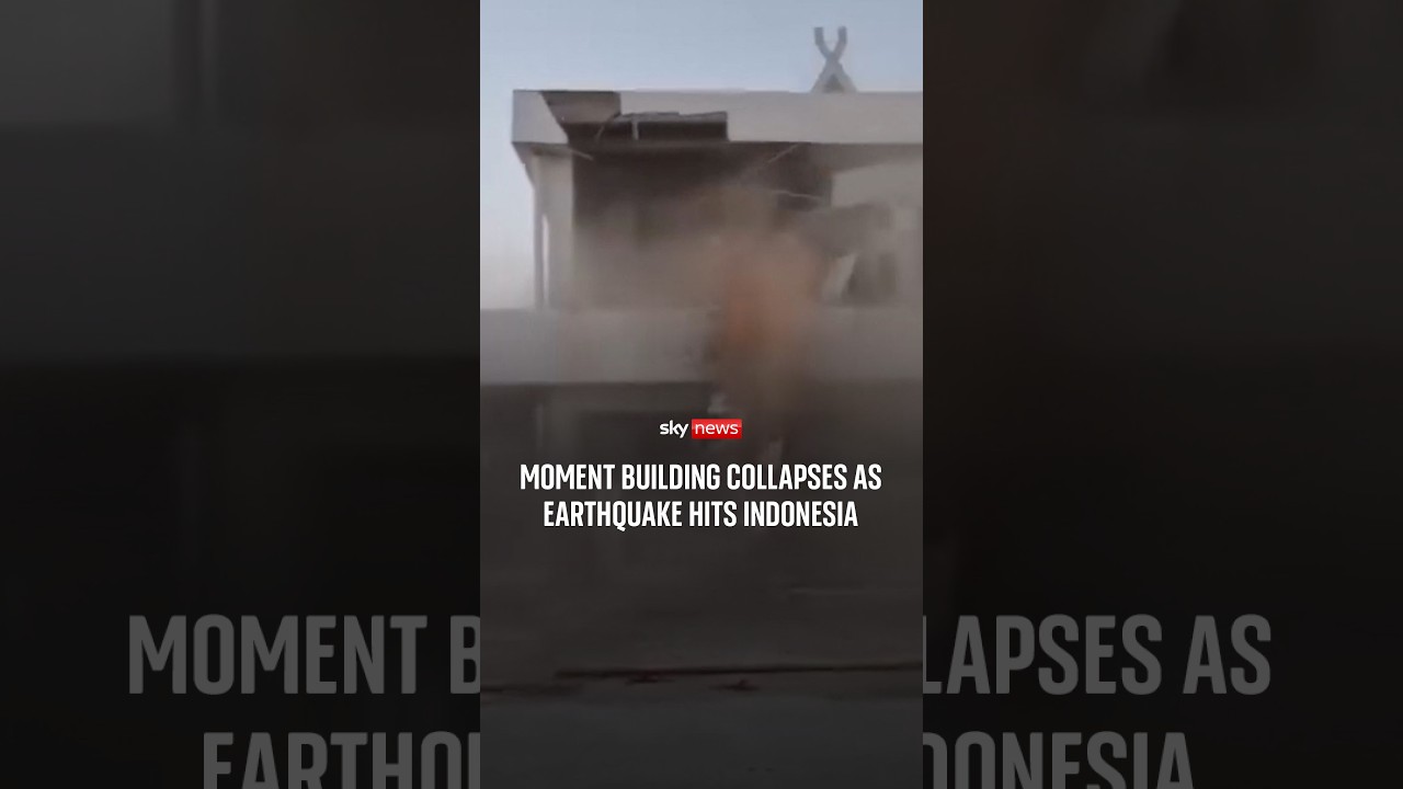 A powerful and deadly 7.7-magnitude earthquake has struck Indonesia