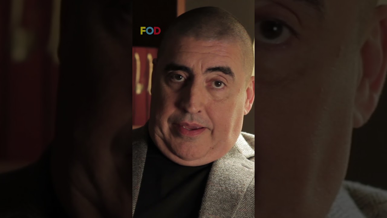 Alfred Molina is a Children’s Theater Critic