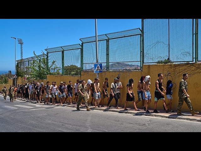 Ceuta: more migrants leave but residents still in shock. Far-right leader visits