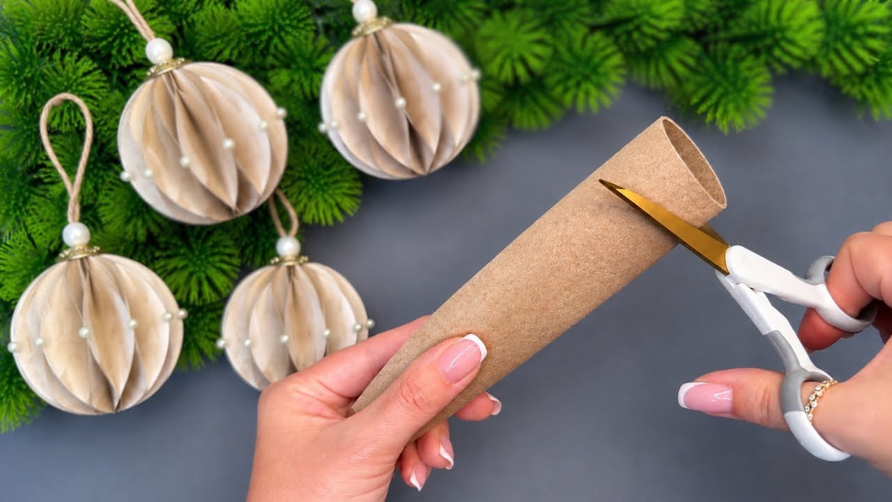 🎄 Don’t Throw Away Toilet Paper Rolls! Make These Beautiful Christmas Ornaments ✨