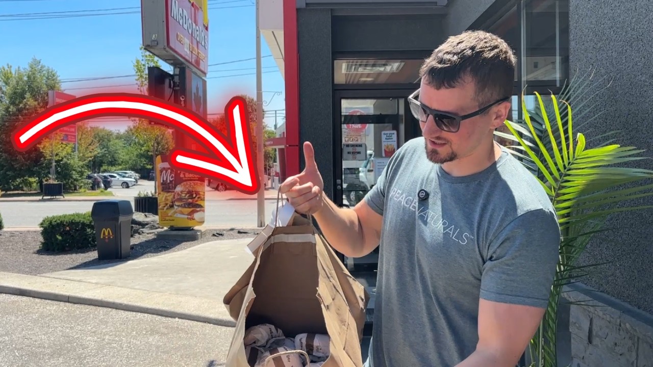 Feeding the homeless 50 burgers! 🥺❤️