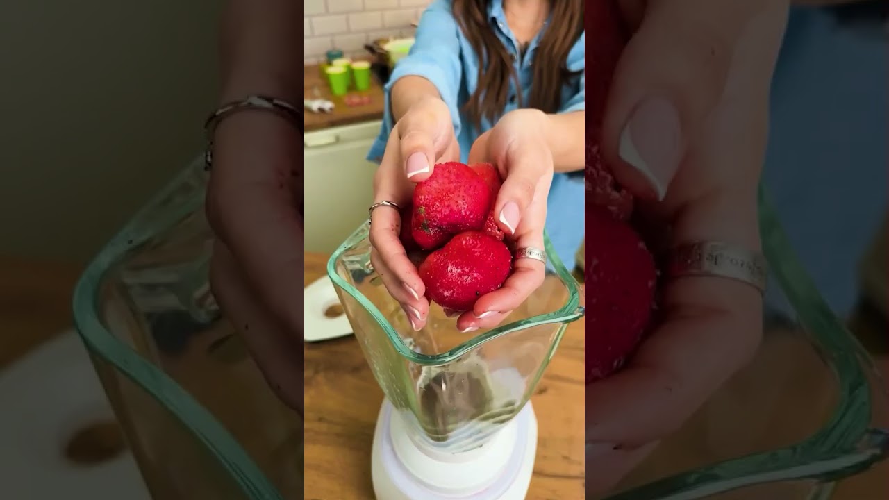 Make Your Own Natural Ice Cream With Me 🍓🧊