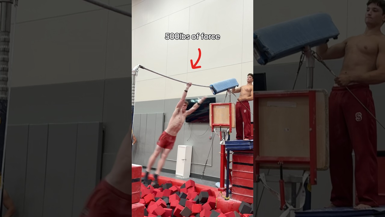 One handed catch 🤯 #gymnastics #olympics #sports #fails #olympic