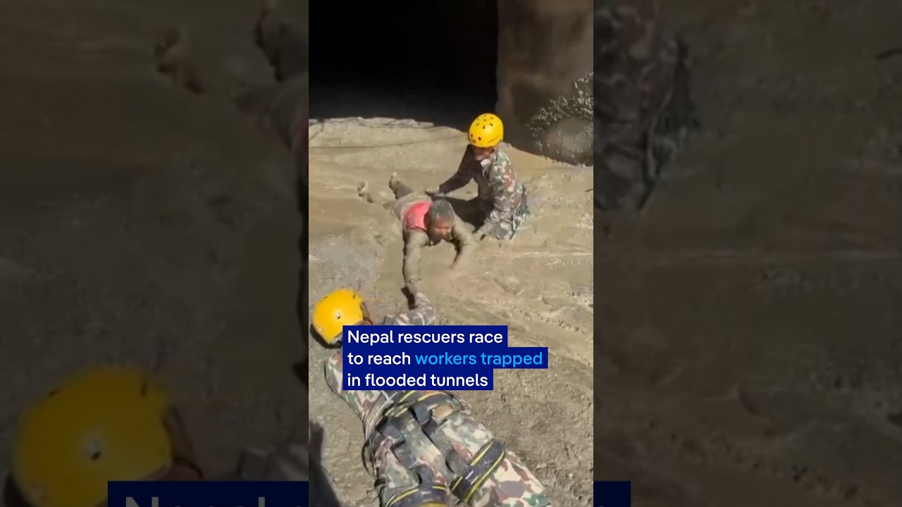 Race to save hundreds trapped in Nepal tunnels | DW News